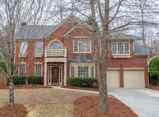 2066 Suwanee Woods Ln, Duluth, GA 30097