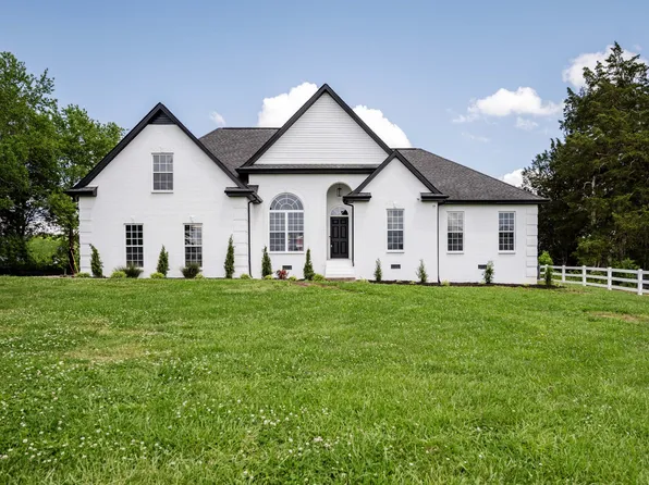 5427 Salemview Ct, Rockvale, TN 37153