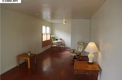 4th image of 2620 Garvin Ave