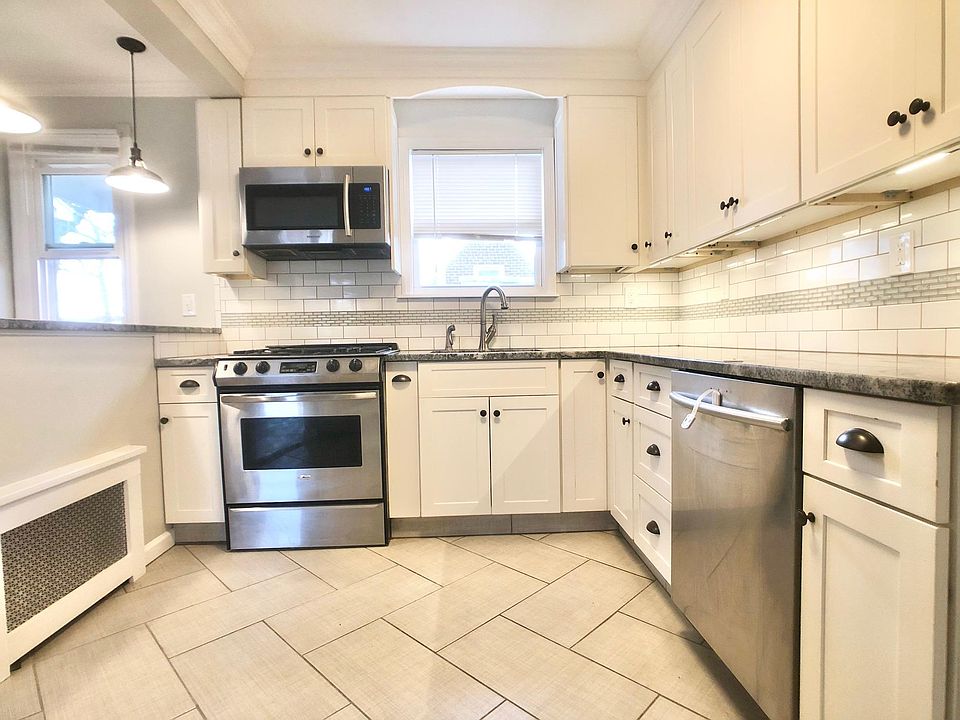 1st image of 210 Kimball Ave #1