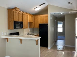 2073 Northfield Dr, Santa Rosa, CA 95403