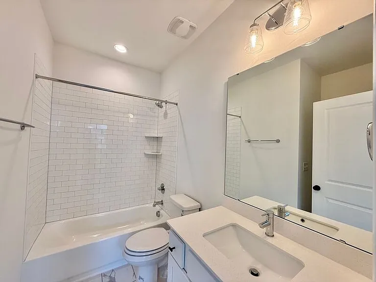 4821 Gossamer Ln #102 — Photo 16