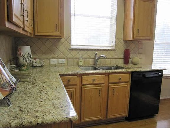 5th image of 442 Hayden Dr
