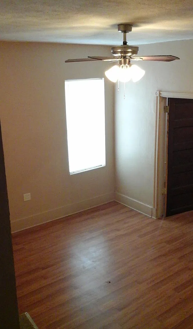 1 bed, 800 sqft, $1,100 — Photo 2