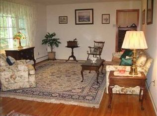 14 Pine Hill Bnd, Ballston Lake, NY 12019