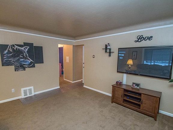 4th image of 13913 Maple Leaf Dr