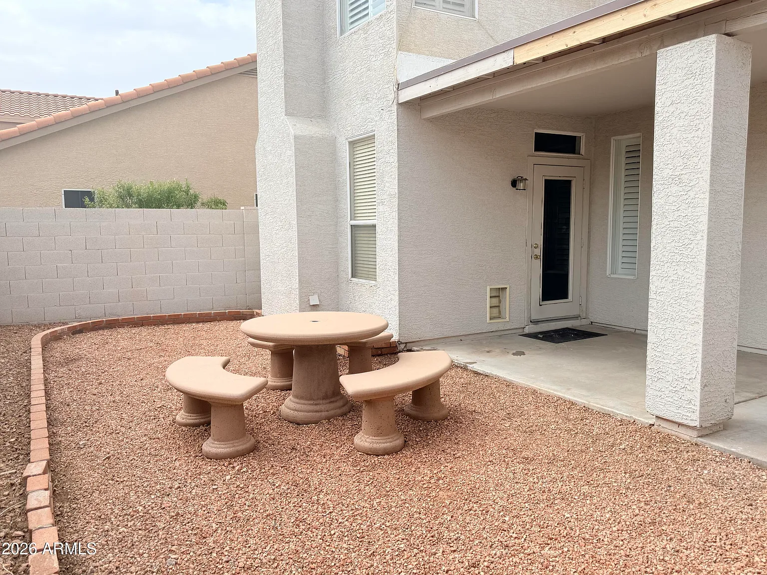4 bed, 2.5 bath, 2100 sqft, $2,600 — Photo 3
