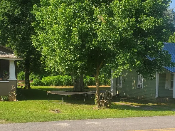 308 Tennessee St, Courtland, AL 35618