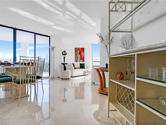2nd image of 3600 Yacht Club Dr APT 602