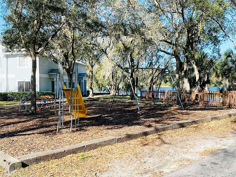 4127 Dolphin Dr #1 — Photo 35