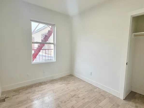 40 Johnston Ave #2R, Kearny, NJ 07032