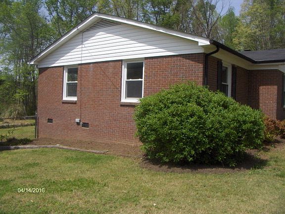 4th image of 4835 Greenwood Dr