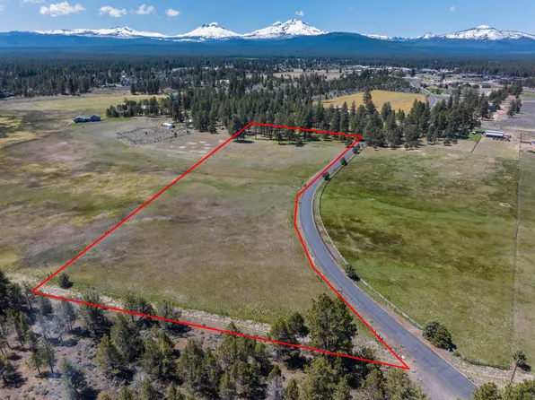 Barclay Dr, Sisters, OR 97759