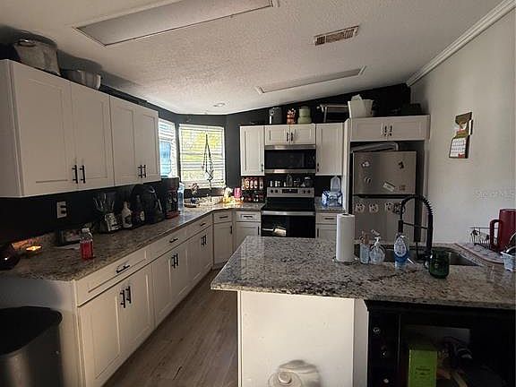 3rd image of 8602 Treasure Island Rd