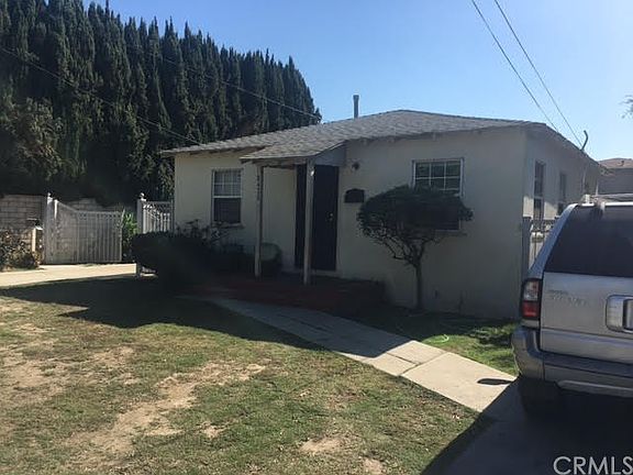 Front house - 2 bed, 1 bath