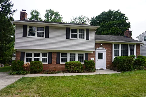 239 E Timonium Rd Photo 1