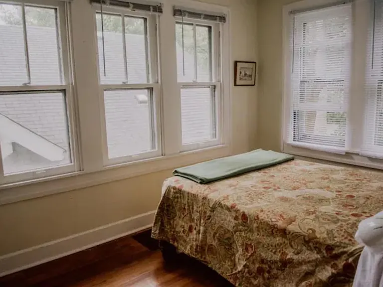 4248 N College Ave — Photo 13