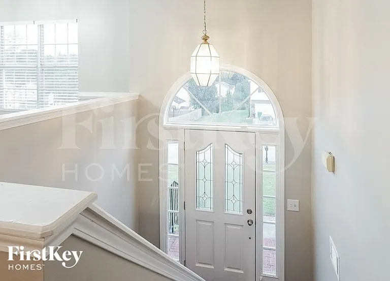8439 Browns Mill Trce — Photo 2