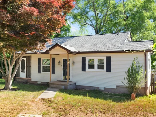 105 Nalley St, Easley, SC 29640