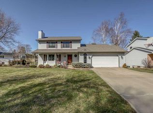 1102 Wexford Dr, Waunakee, WI 53597