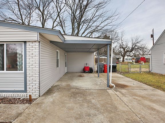 3rd image of 4339 Beechgrove Dr