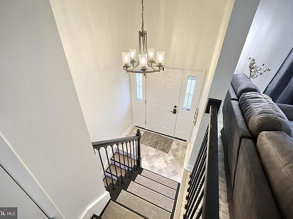 5th image of 56 York Rd