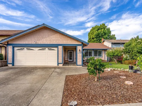 2482 Claret Court, Napa, CA 94558
