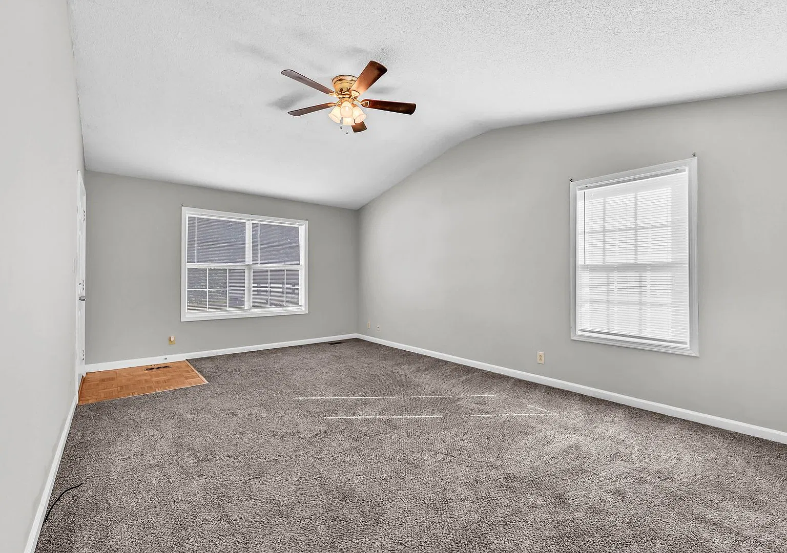 440 Terrier Way — Photo 4
