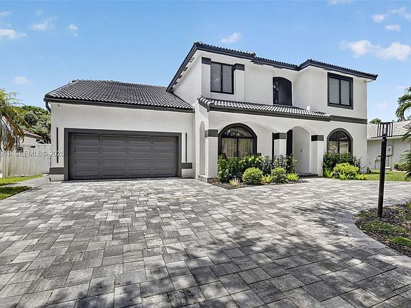2nd image of 10746 Charleston Pl
