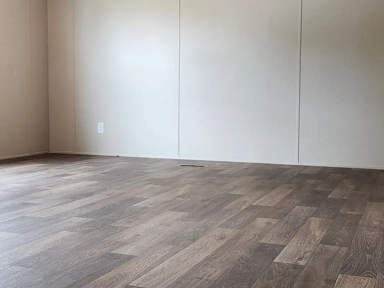 6608 Eland St — Photo 10