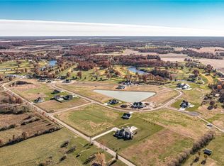 49 Augusta National Dr, Effingham, IL 62401