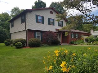 1430 Persimmon Ln, Fairview, PA 16415