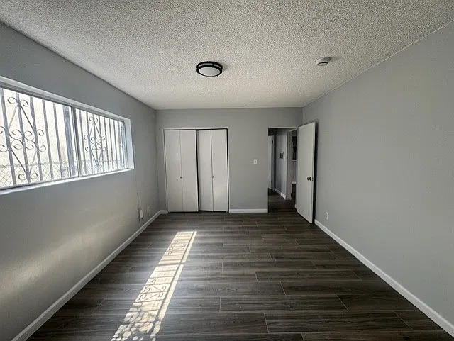 2 bed, 1.5 bath, $2,249 — Photo 4