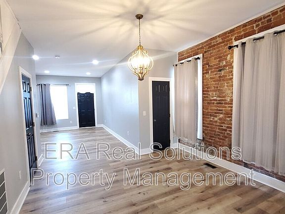 5th image of 211 Avondale Ave