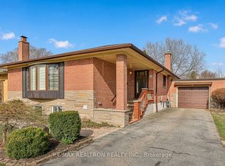 26 Nuffield Dr, Toronto, ON M1E1H4