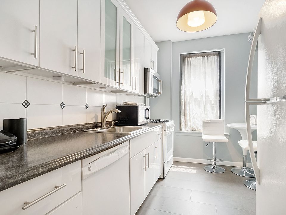 1st image of 510 W 123rd St APT 24