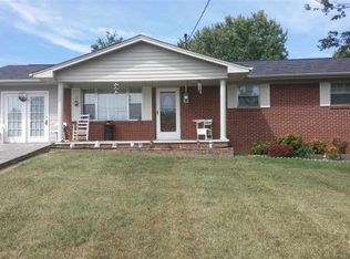 1081 Hale Rd, Dandridge, TN 37725