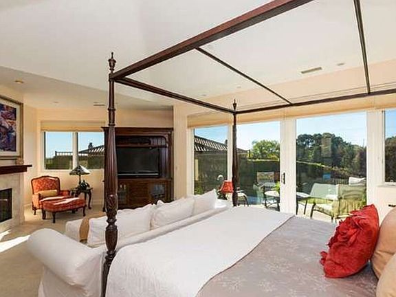 Large Master Suite