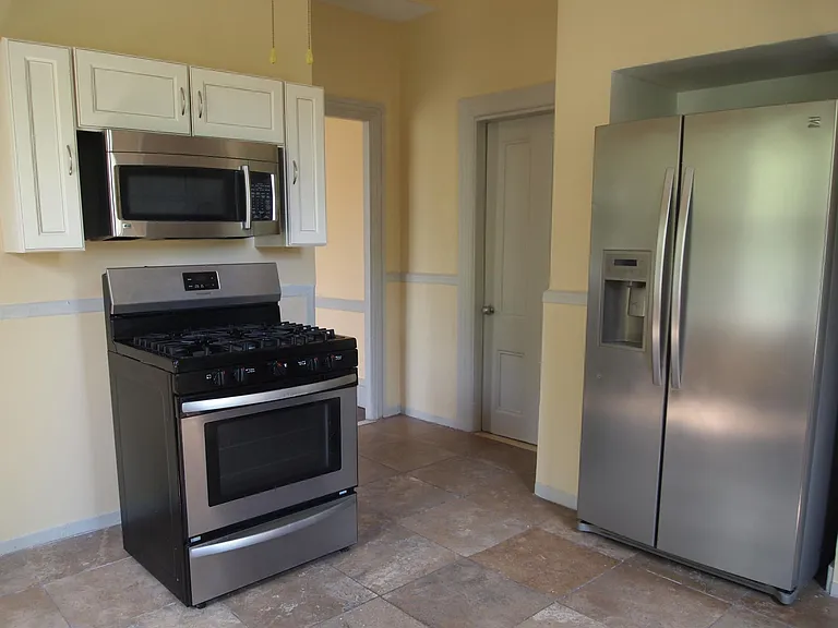 68 Wood St #2 — Photo 17