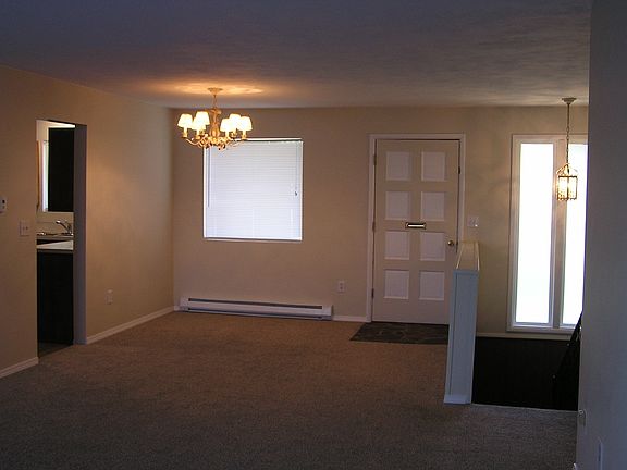 4th image of 3009 Mars Hill St