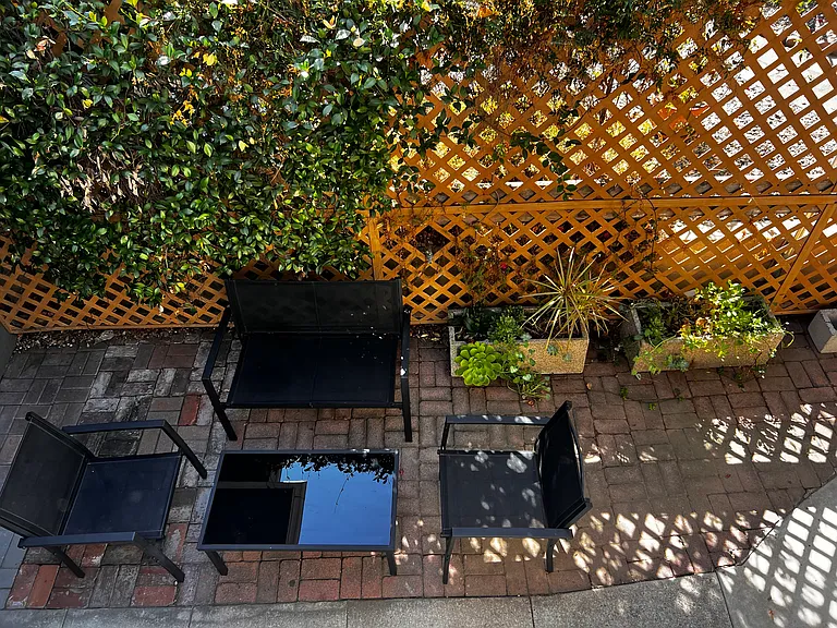3880 Roble Vista Dr — Photo 10