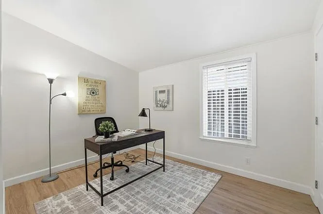 1800 Seaview Dr — Photo 7