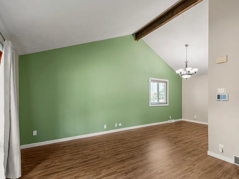 9705 S 21st Ave — Photo 3