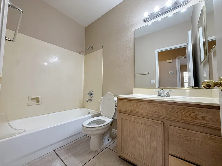 9821 W Yukon Dr — Photo 29