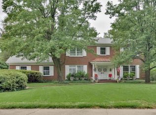 13 Forest Dr, Alton, IL 62002