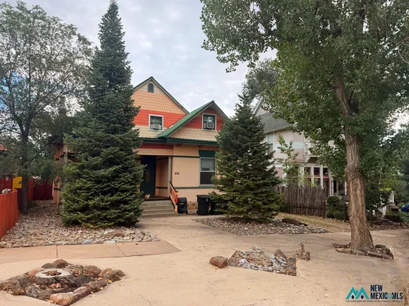 814 5th St, Las Vegas, NM 87701