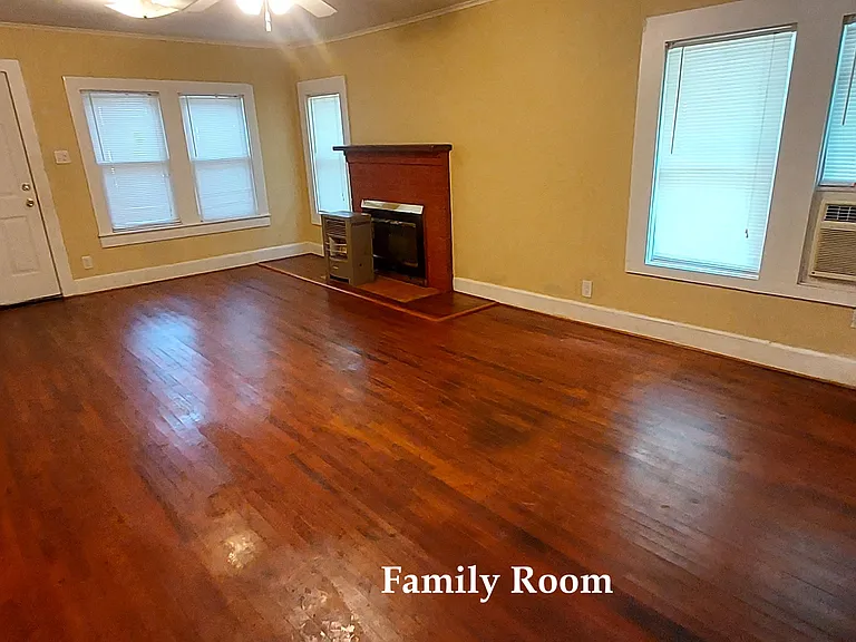 310 Sycamore St — Photo 4