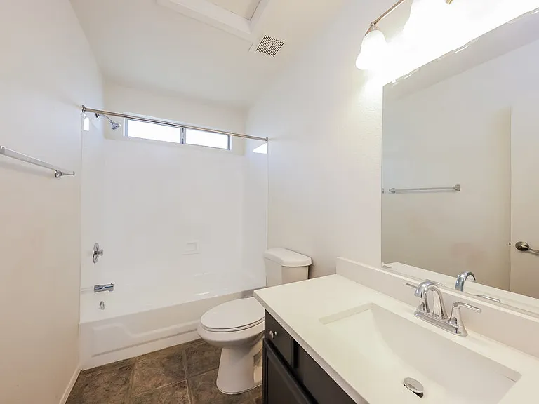 8449 W Wethersfield Rd — Photo 15