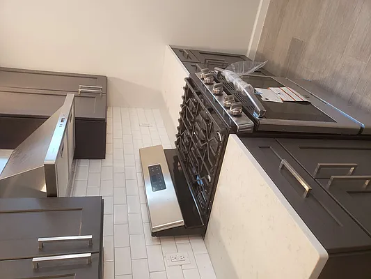 Rented by Movement Realty Group LLC | media 18