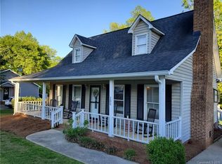 130 Dovewood Ln, Gastonia, NC 28056